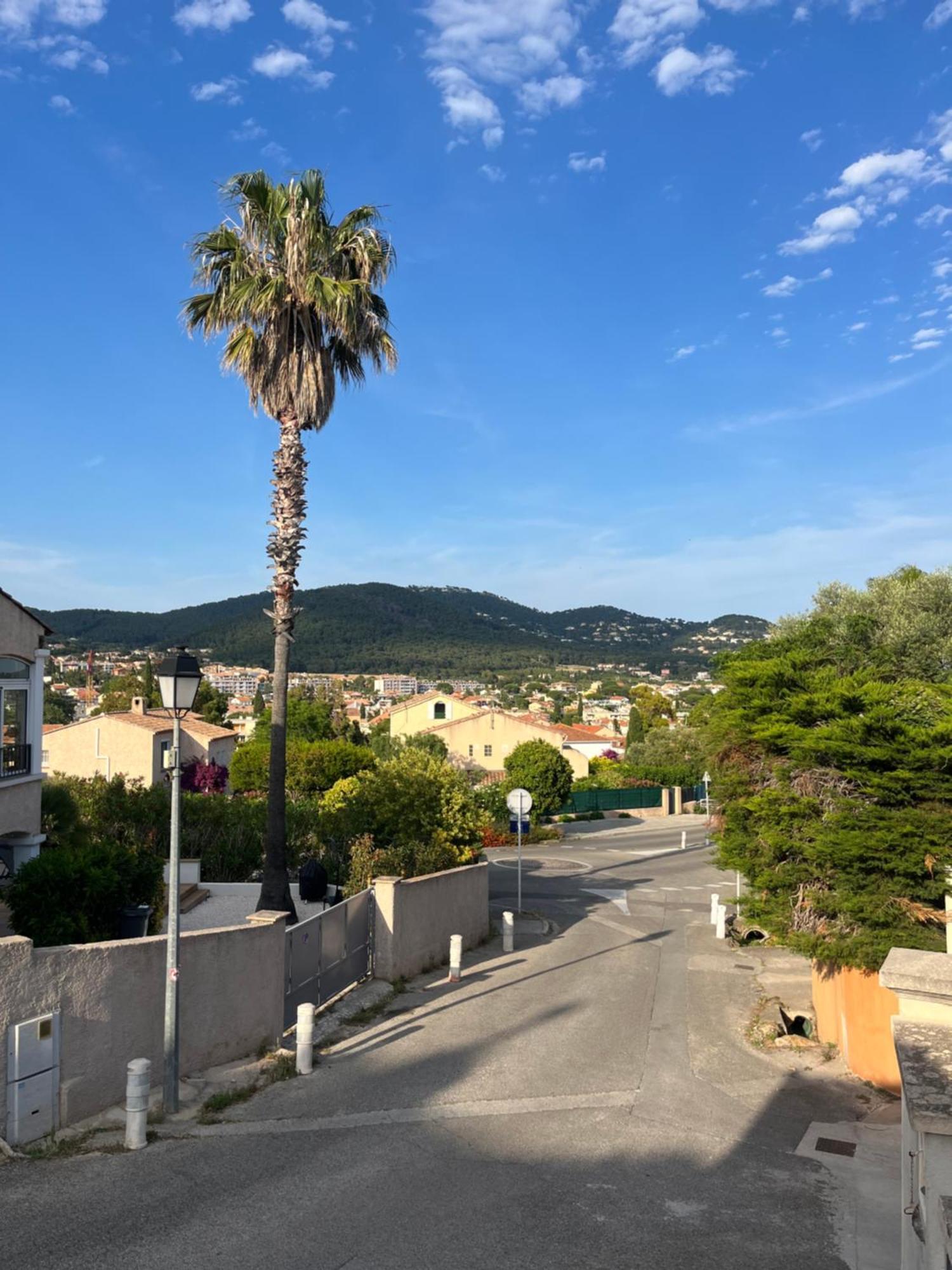 קרקראן Charmant Bas De Villa Avec Terrasse A Proximite De La Plage Et Du Port מראה חיצוני תמונה